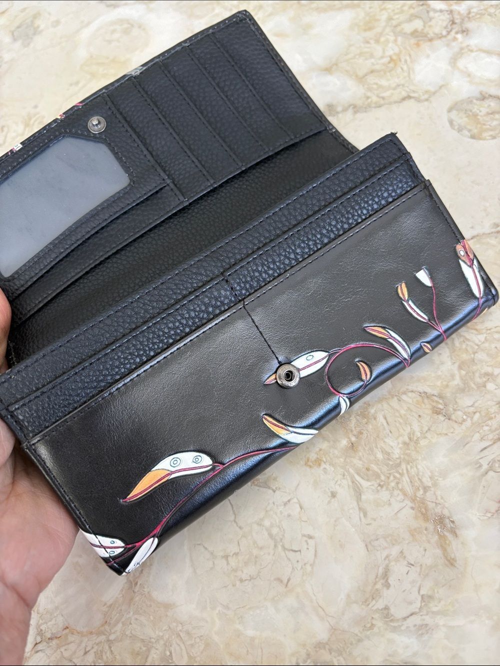 “Eagle's Gift” Long Wallet by Canadian First Nations Sioux Artist Maxine Noel - Picture 12 of 12